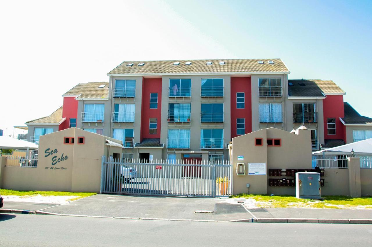 Caline Vip Apartments, Beach Close Bloubergstrand Exterior photo