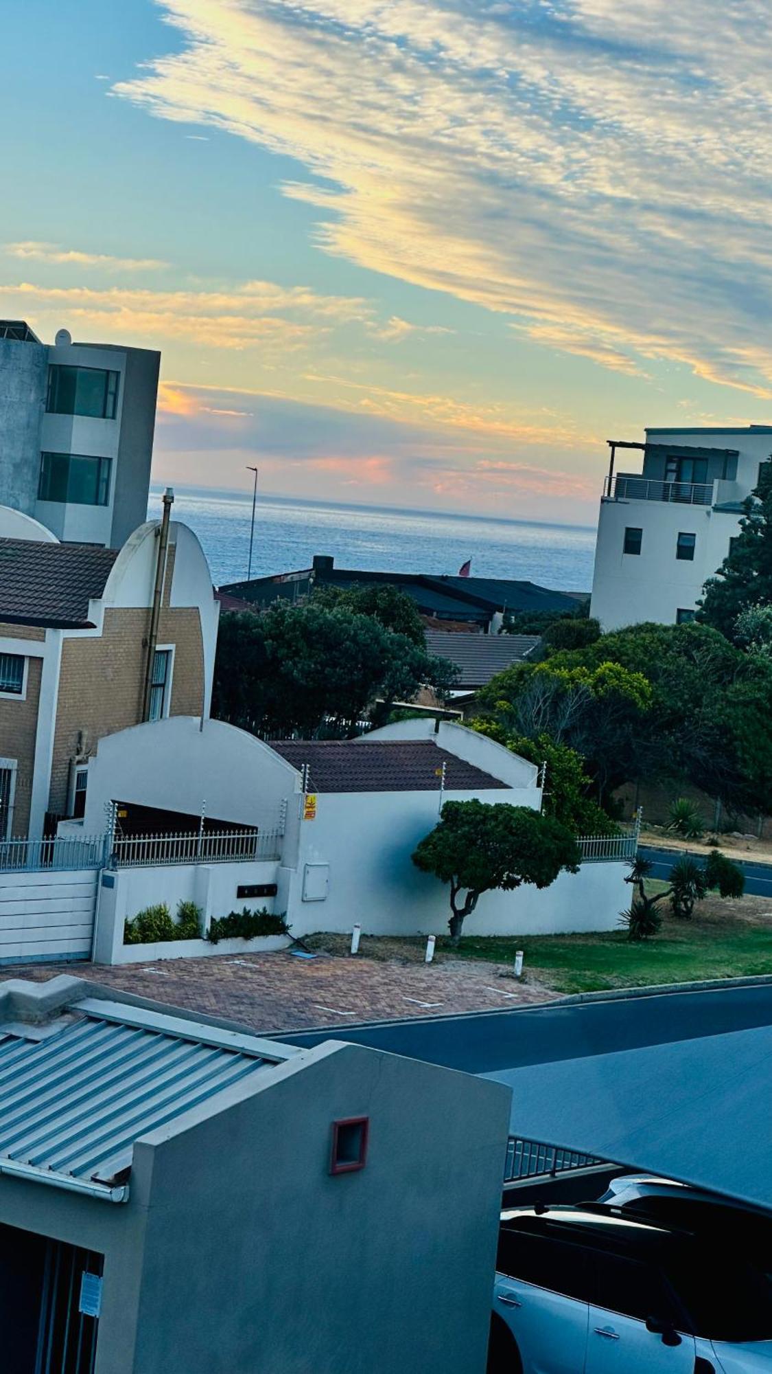Caline Vip Apartments, Beach Close Bloubergstrand Exterior photo