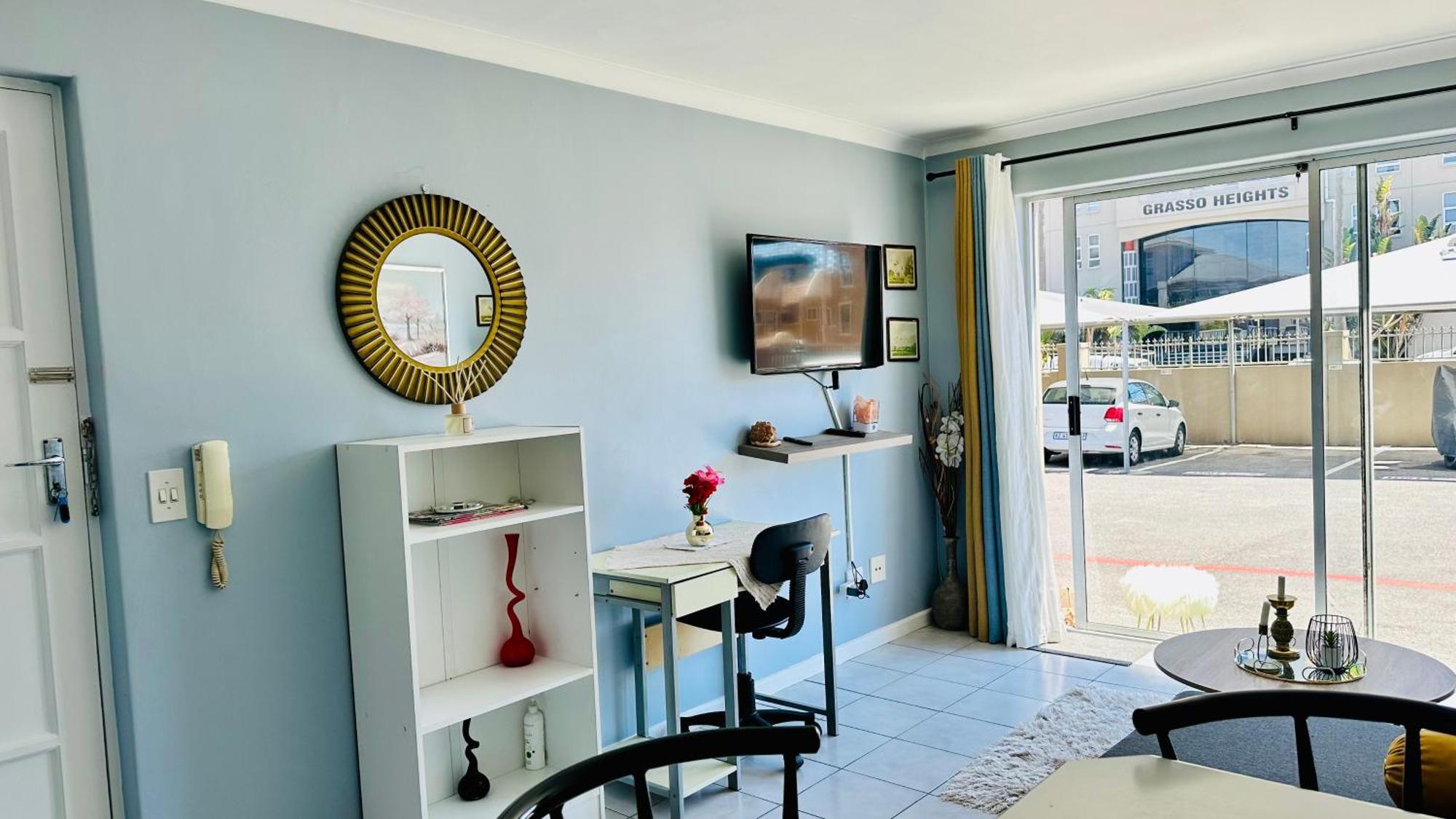 Caline Vip Apartments, Beach Close Bloubergstrand Exterior photo