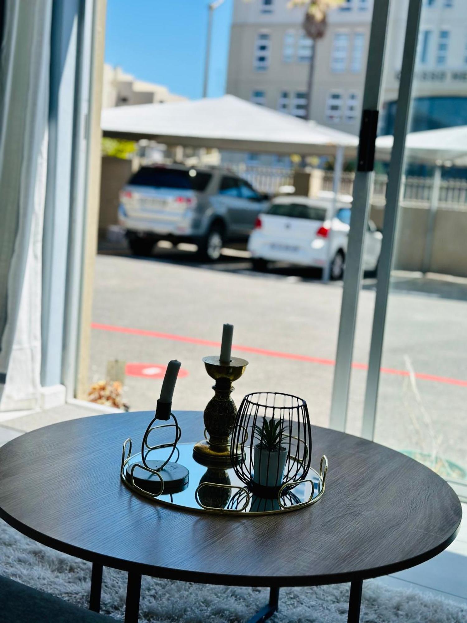 Caline Vip Apartments, Beach Close Bloubergstrand Exterior photo