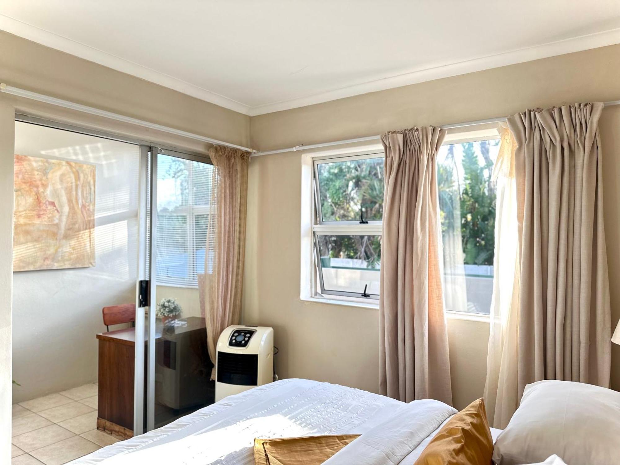 Caline Vip Apartments, Beach Close Bloubergstrand Exterior photo