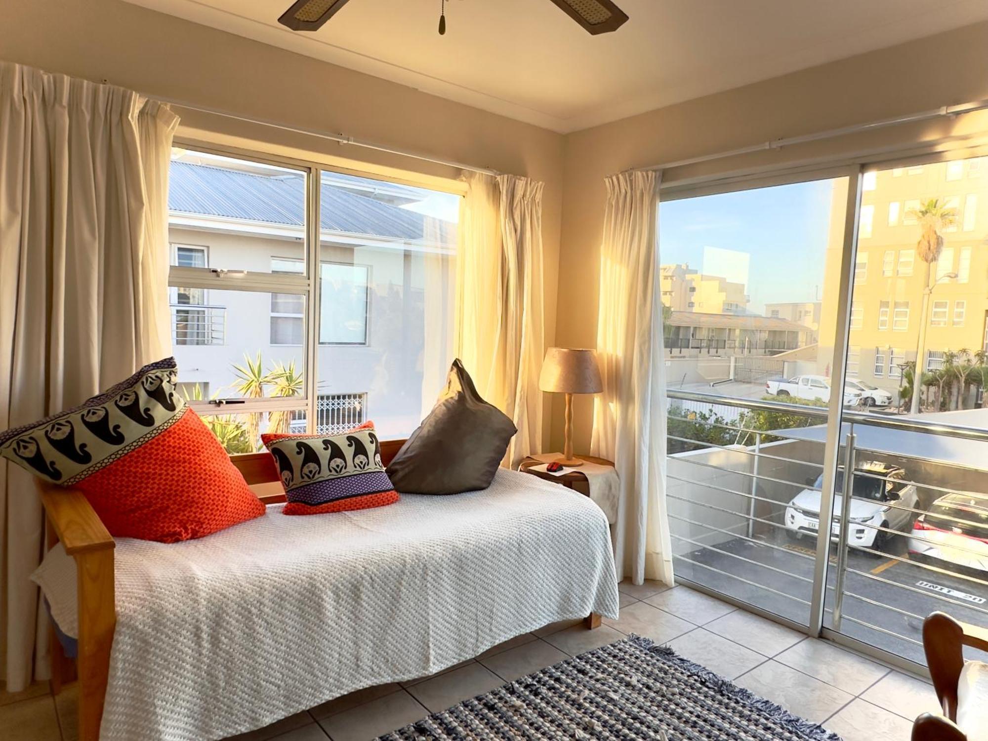 Caline Vip Apartments, Beach Close Bloubergstrand Exterior photo