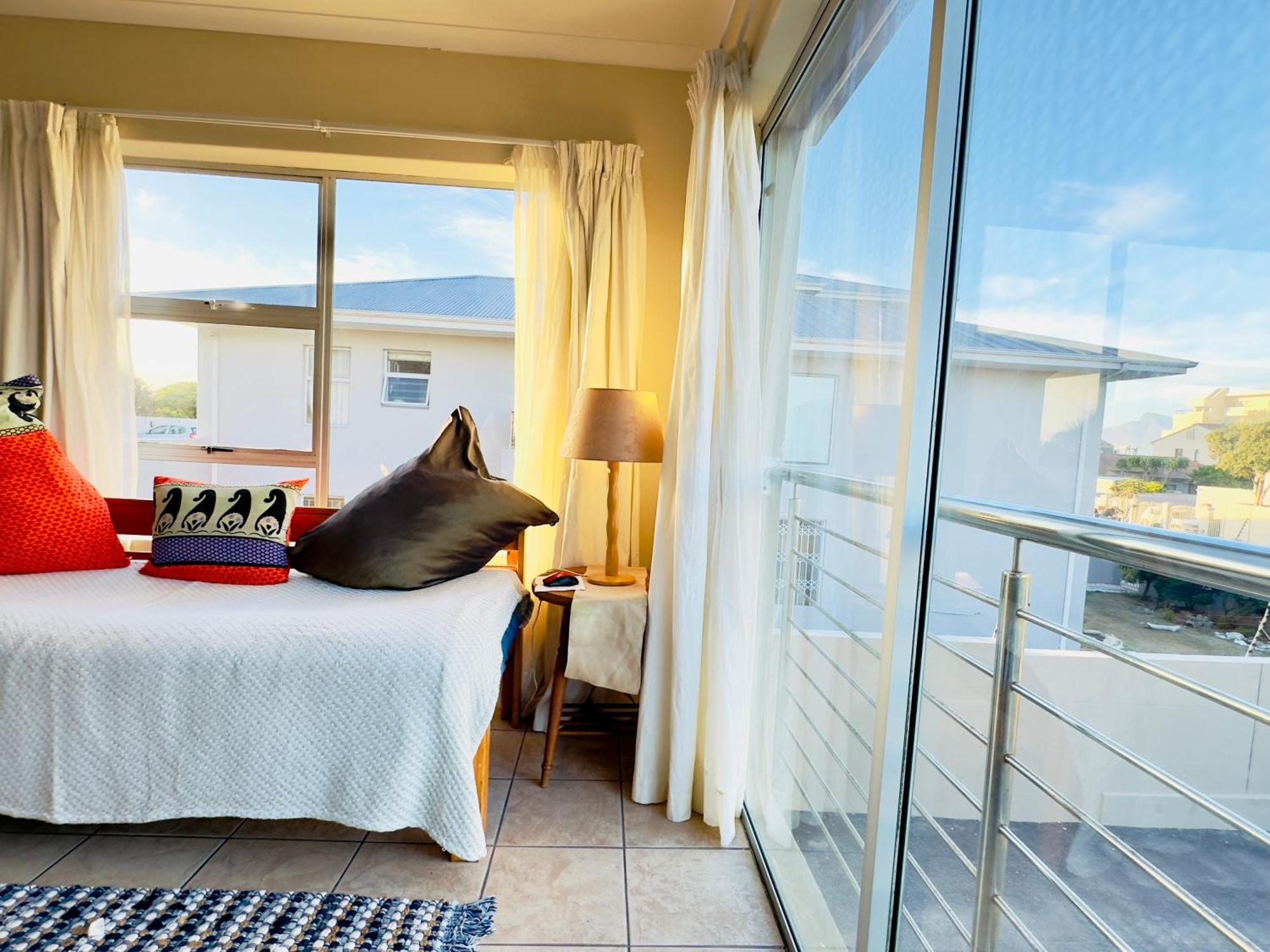 Caline Vip Apartments, Beach Close Bloubergstrand Exterior photo