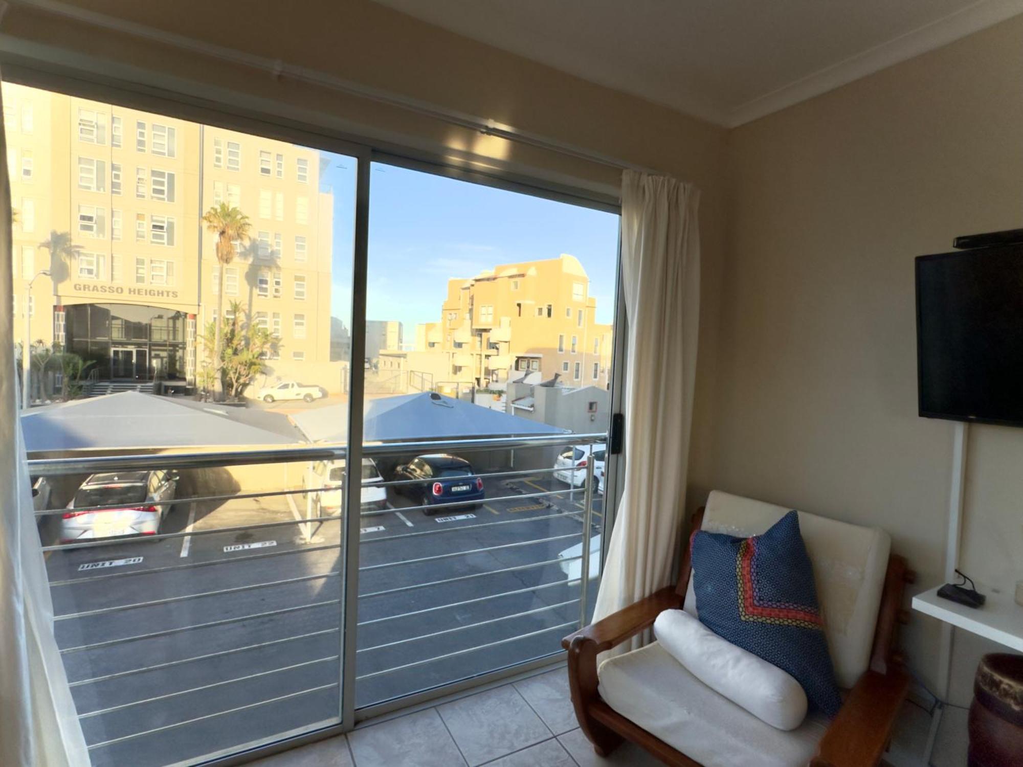 Caline Vip Apartments, Beach Close Bloubergstrand Room photo