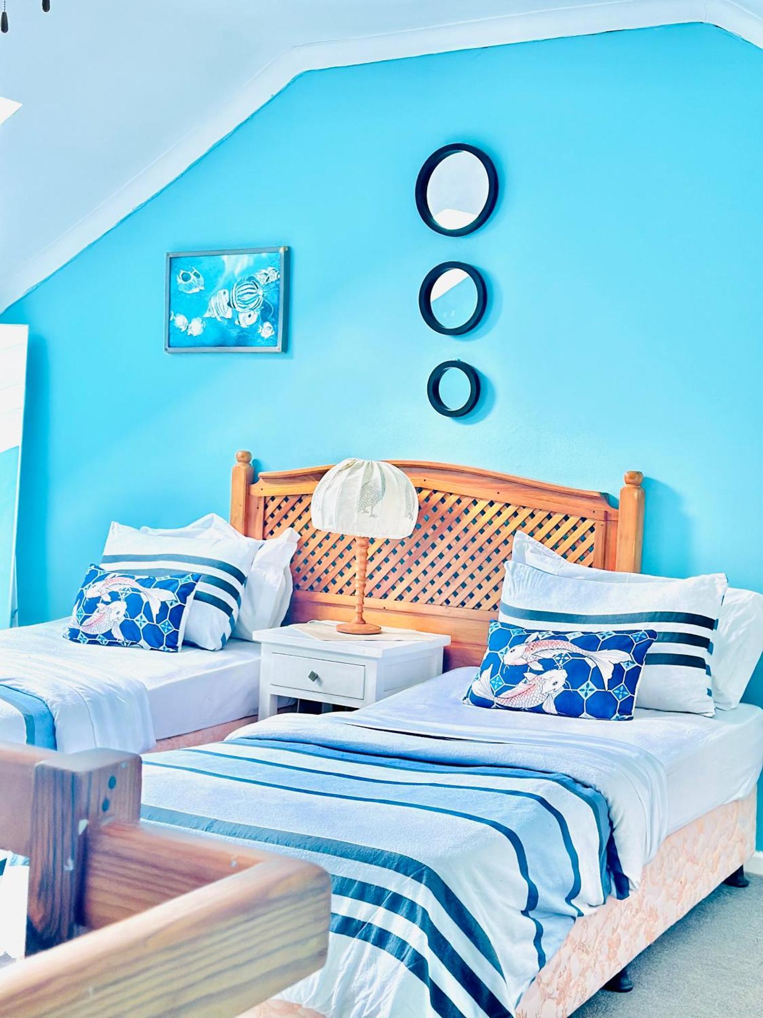 Caline Vip Apartments, Beach Close Bloubergstrand Exterior photo